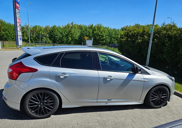 Ford Focus cena 28000 przebieg: 250200, rok produkcji 2012 z Olszyna małe 37